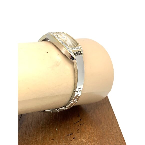 Seiko Women's Watch SUP388 Solar Mother of Pearl Dial Two Tone Stainless Steel - Picture 12 of 14